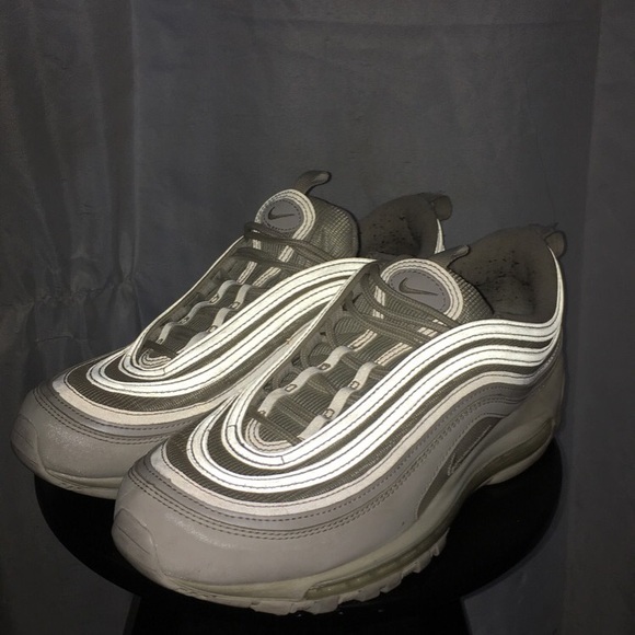Air Max 97 - Platinum Women’s - Picture 4 of 7